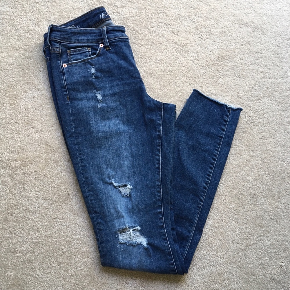 Universal Thread Mid-Rise Skinny Jeans - 6 Long/28